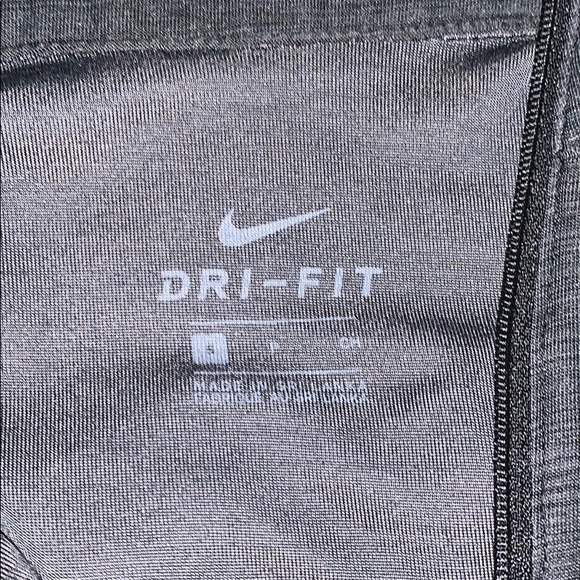 3/4 Quarter Zip Dri Fit - Picture 2 of 3